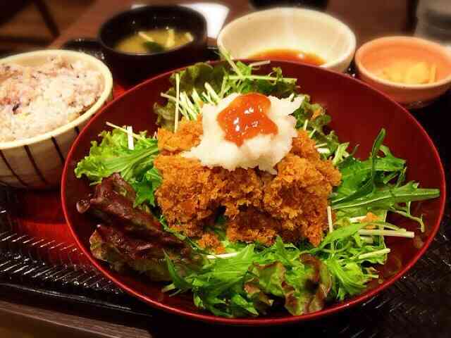 【画像】1000円以内で食べたい!好きな外ごはん!!