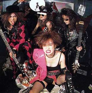 初期の頃のアーティスト画像を貼るトピ