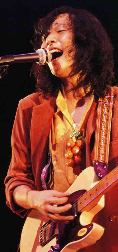 初期の頃のアーティスト画像を貼るトピ