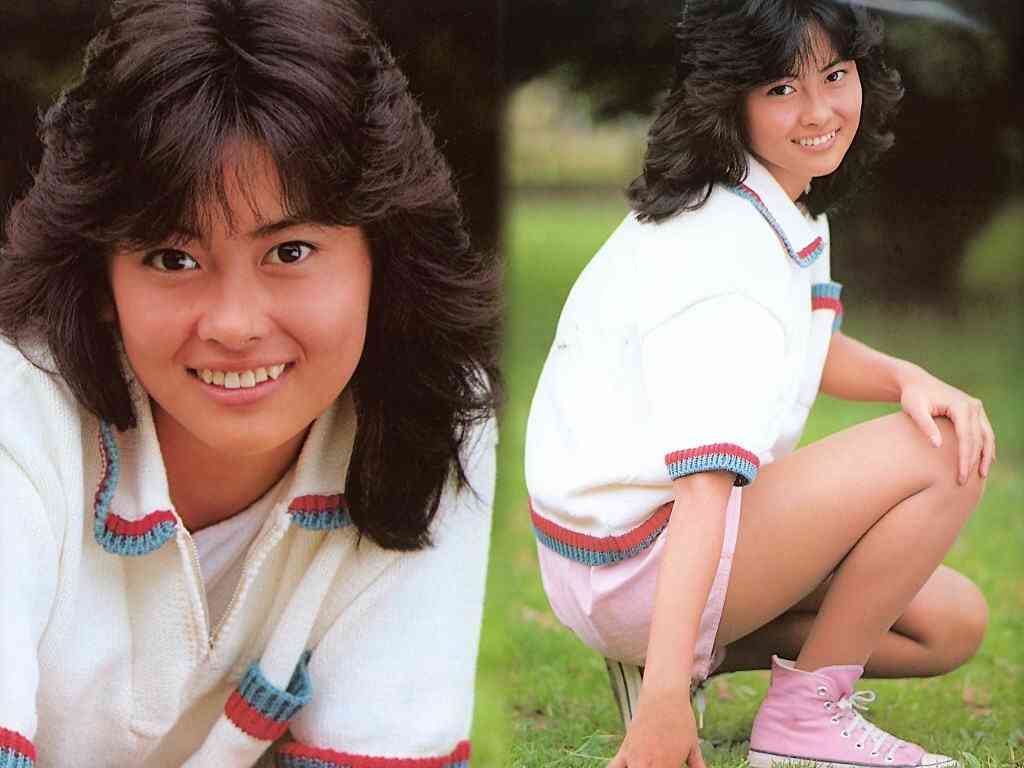 初期の頃のアーティスト画像を貼るトピ