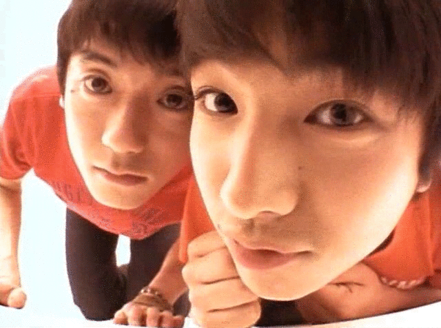 初期の頃のアーティスト画像を貼るトピ