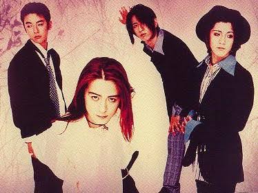 初期の頃のアーティスト画像を貼るトピ