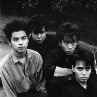 初期の頃のアーティスト画像を貼るトピ