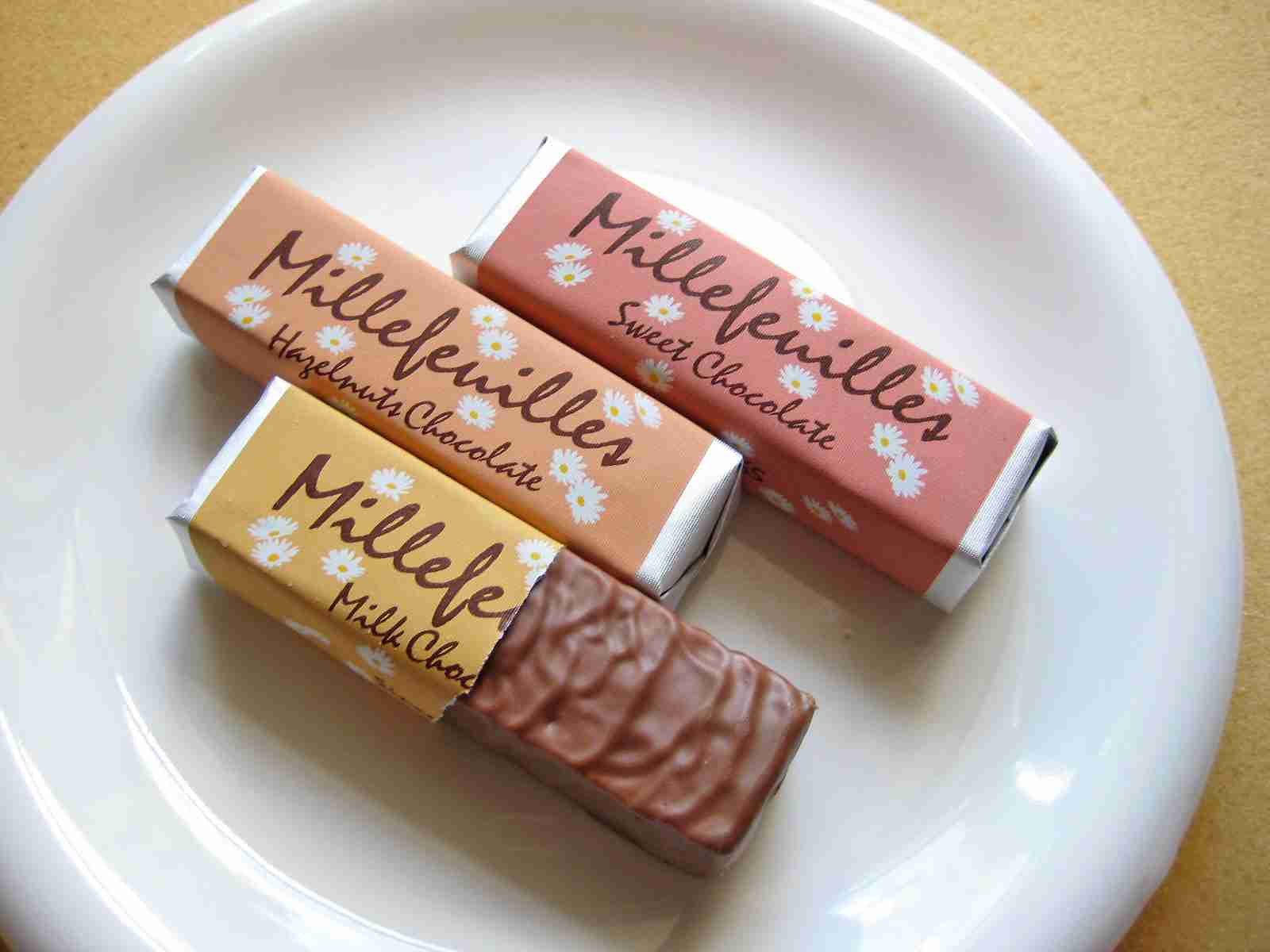 食べたことのある菓子折りとその感想などを教えて下さい。