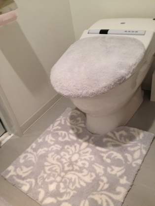 おしゃれなトイレカバー