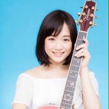 芸能人と楽器の画像集