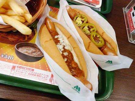 お昼だけど、これ食べたい？食べたくない？