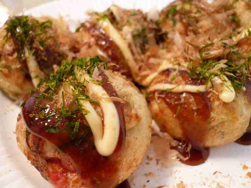 お昼だけど、これ食べたい？食べたくない？