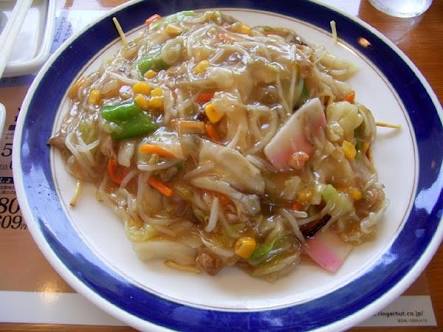 お昼だけど、これ食べたい？食べたくない？