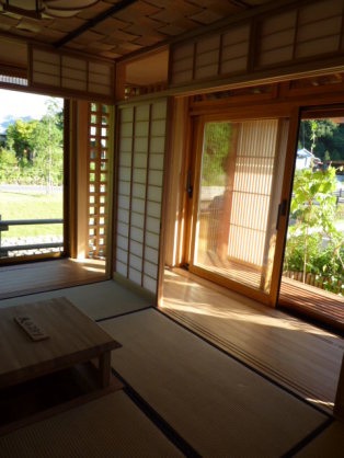 住むなら海の近く？山の近く？