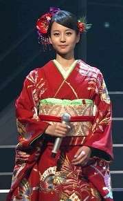 堀北真希、事実上の引退か　CMの契約更新を拒否で業界に激震