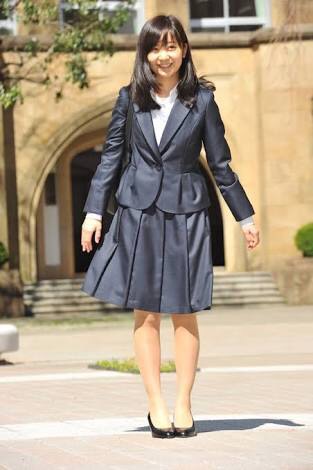 皇太子さまご夫妻と愛子さま、岡田准一とともに「エヴェレスト」チャリティ試写へ