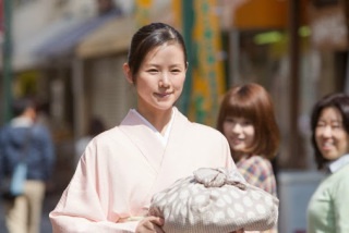 榮倉奈々＆賀来賢人が熱愛！ドラマ「Nのために」共演から昨春急接近　海外旅行も