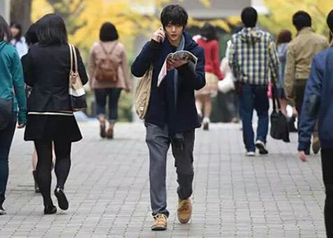 榮倉奈々&賀来賢人が熱愛!ドラマ「Nのために」共演から昨春急接近 海外旅行も