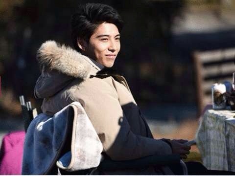 榮倉奈々＆賀来賢人が熱愛！ドラマ「Nのために」共演から昨春急接近　海外旅行も