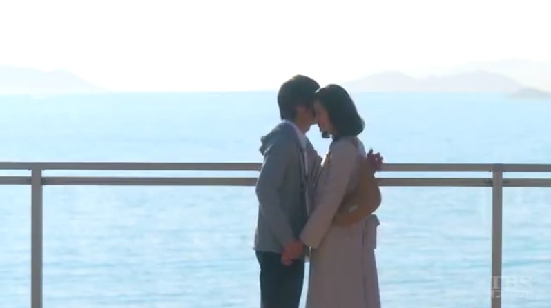 榮倉奈々&賀来賢人が熱愛!ドラマ「Nのために」共演から昨春急接近 海外旅行も