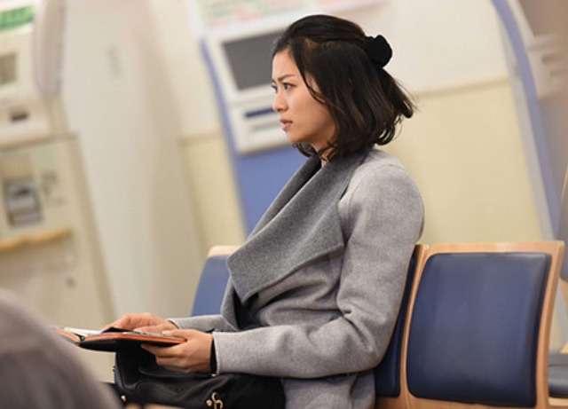 榮倉奈々＆賀来賢人が熱愛！ドラマ「Nのために」共演から昨春急接近　海外旅行も