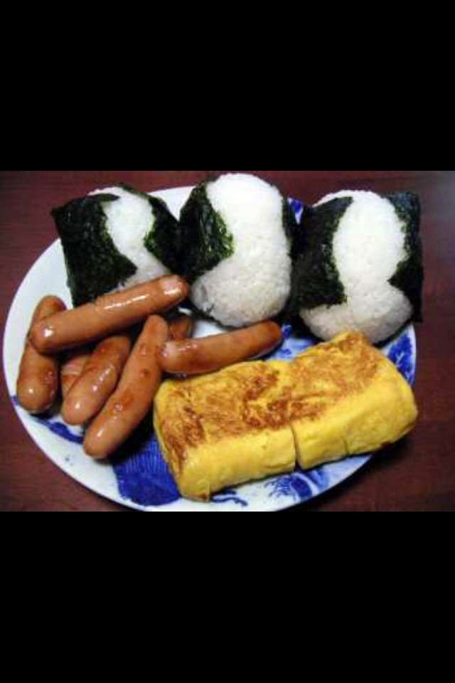 おにぎりの海苔はパリパリ派Orしっとり派？
