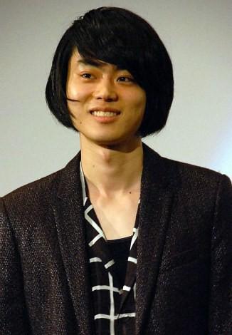 菅田将暉が友だちカップルを交えて　噂の恋人二階堂ふみと深夜のWデート