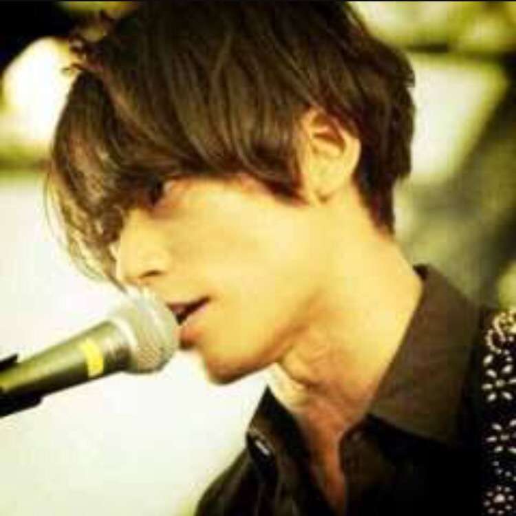 一緒にカラオケに行ってみたい有名人