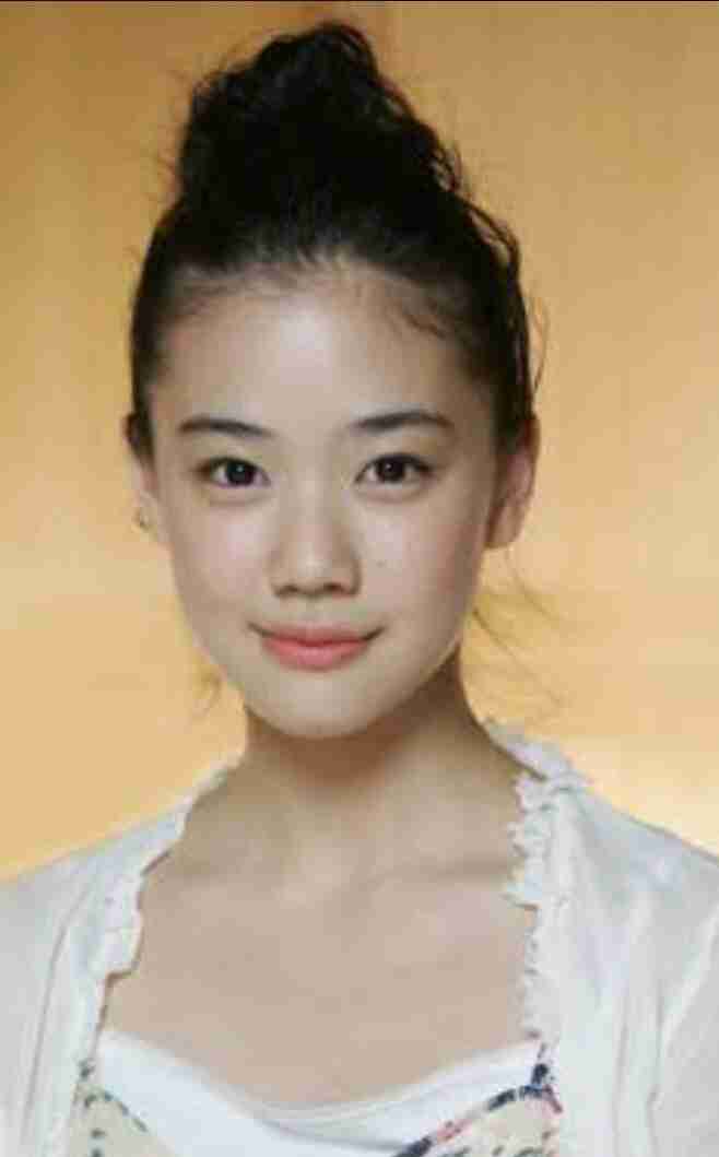 デコ出しが似合う女性タレント画像