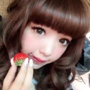カラコンしている芸能人の画像