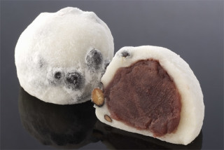 明日何食べますか？食べたいですか？