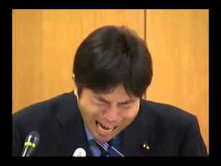 明日何食べますか？食べたいですか？