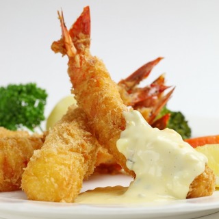 明日何食べますか？食べたいですか？