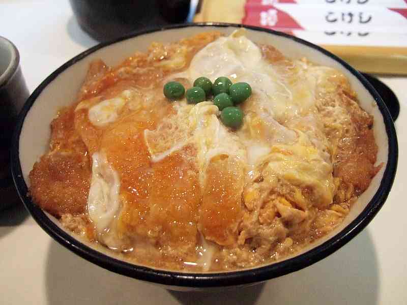 現在ダイエット中の私を全力で誘惑してください