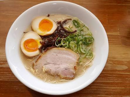 現在ダイエット中の私を全力で誘惑してください