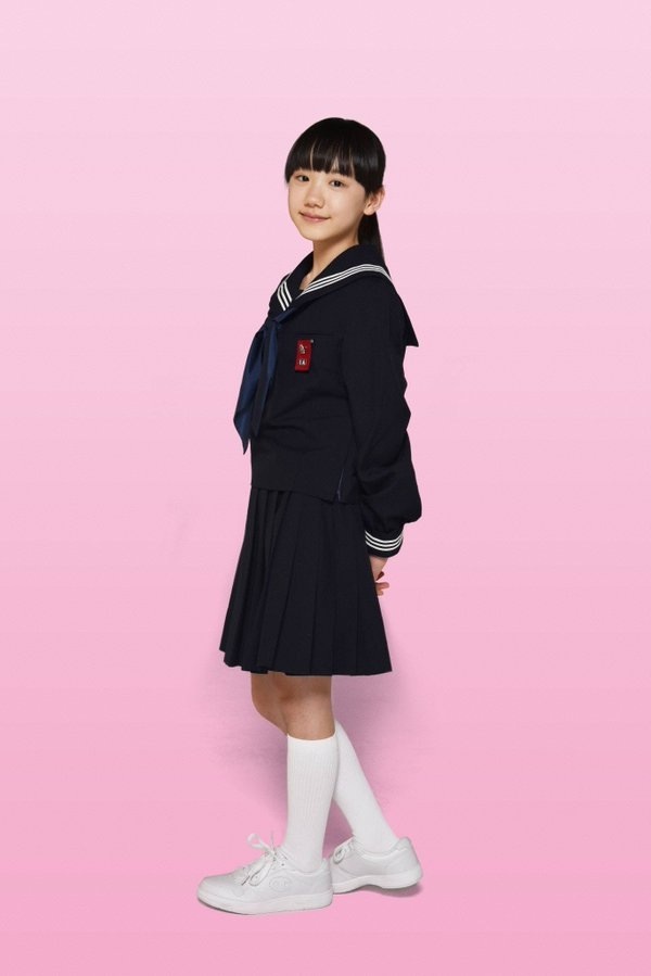 芦田愛菜ちゃん、初セーラー服!役では1歳上の中学生に