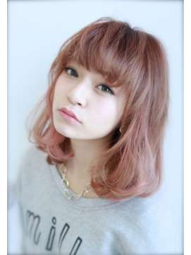 春ファッション、メイク