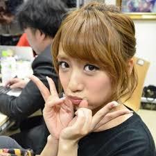 有名人を褒めるトピ