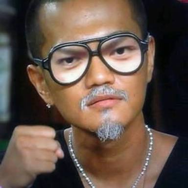 目力のある画像を貼るトピ