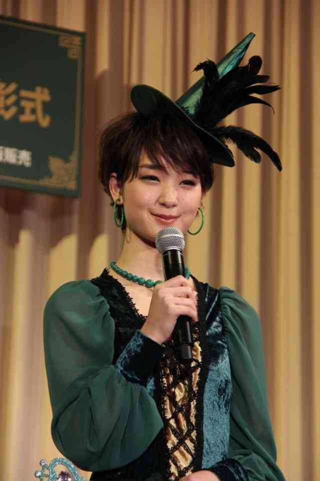 【画像】濃いメイクが似合う芸能人