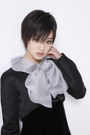 【画像】濃いメイクが似合う芸能人
