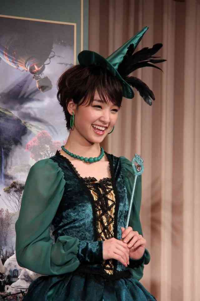 【画像】濃いメイクが似合う芸能人