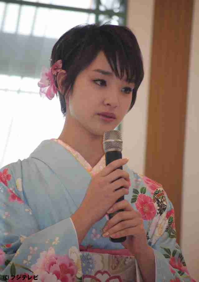 【画像】濃いメイクが似合う芸能人