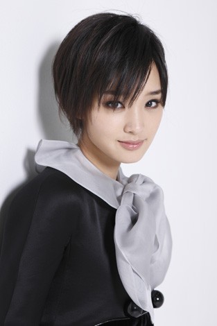 【画像】濃いメイクが似合う芸能人