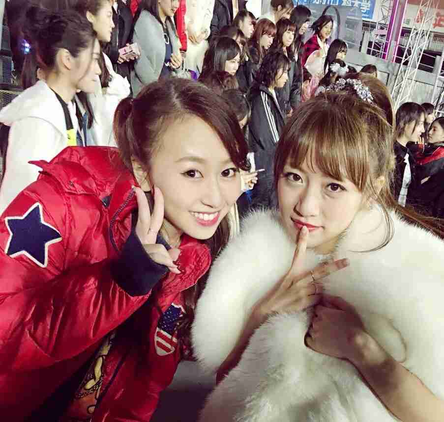 AKB48高橋みなみ卒コン冒頭で前田敦子登場  号泣デュエットで幕開け