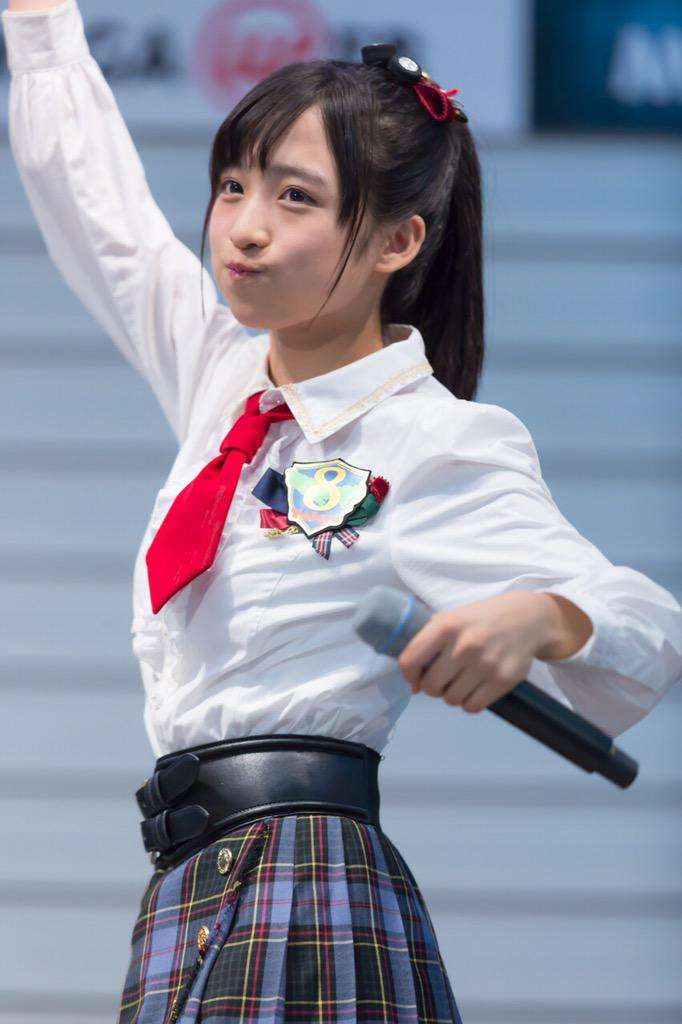 AKB48高橋みなみ卒コン冒頭で前田敦子登場  号泣デュエットで幕開け