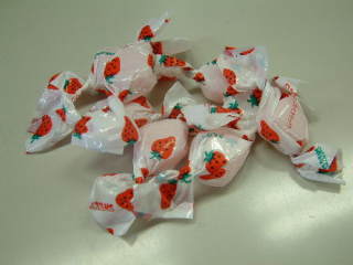 お菓子や食品昔のパッケージの画像を集めるトピ