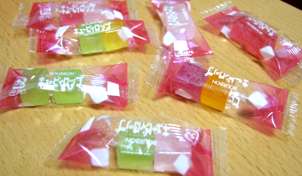 お菓子や食品昔のパッケージの画像を集めるトピ