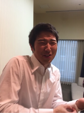 有名人！白シャツ・白ブラウス画像