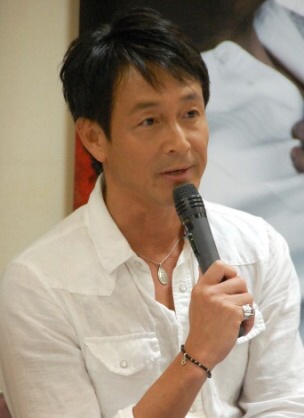 有名人！白シャツ・白ブラウス画像