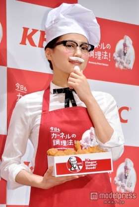 有名人！白シャツ・白ブラウス画像
