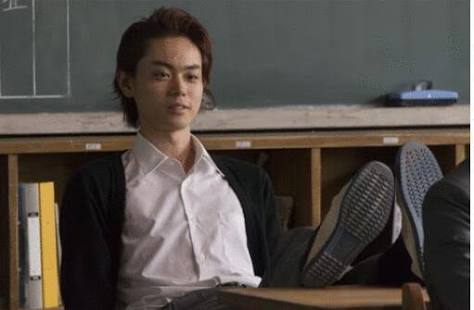 有名人！白シャツ・白ブラウス画像