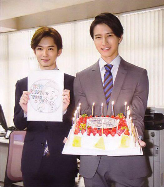 【画像】俳優・女優が演じた、色々な職業の制服姿