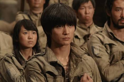 【画像】俳優・女優が演じた、色々な職業の制服姿
